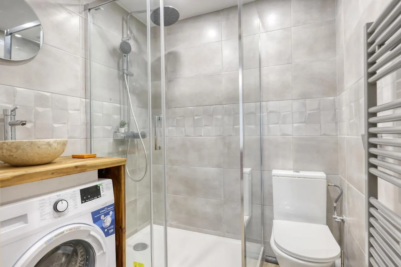 Stylish & New 1 Bdr Flat With A/C-Trendy Paris 11公寓